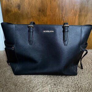 Black Michael Kors Tote
